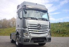 Tamiya 1/14 Mercedes-Benz Actros - 1851 GigaSpace Kit (Demonte)